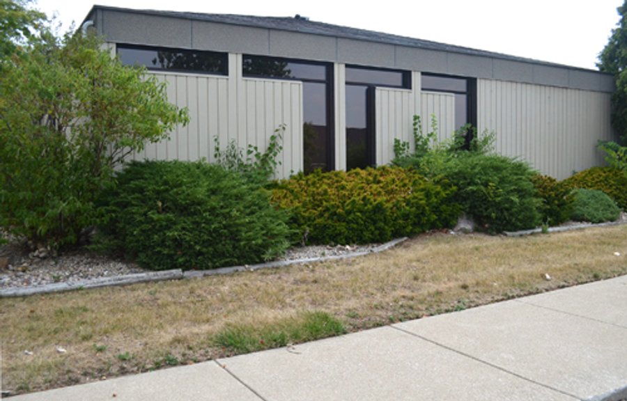 7700 Square Foot Office & Warehouse Building